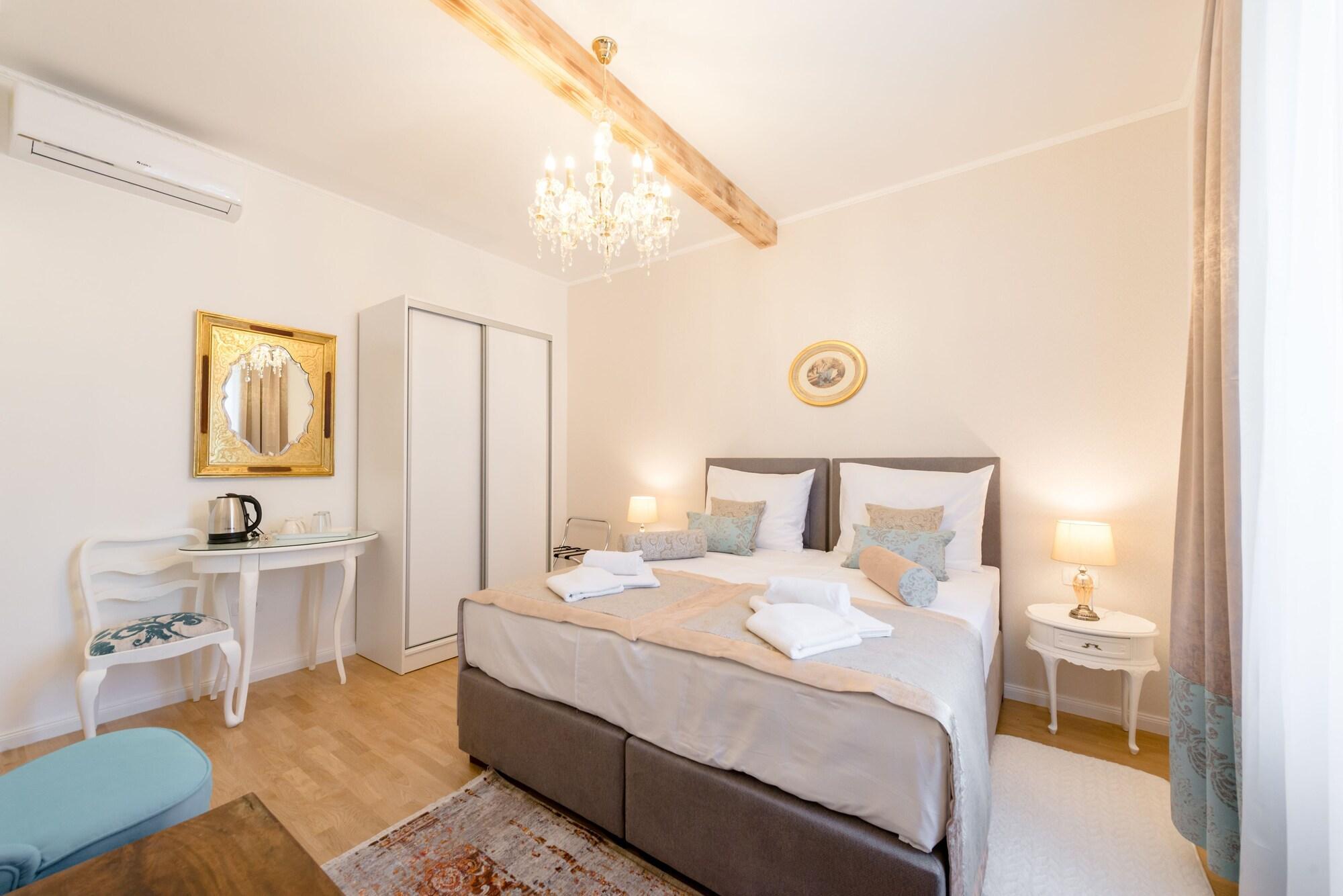 Le Monde Luxury Accommodation Spalato Esterno foto