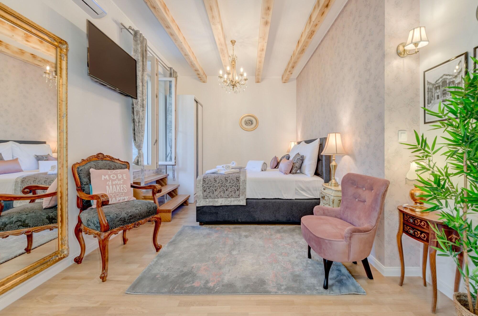 Le Monde Luxury Accommodation Spalato Esterno foto